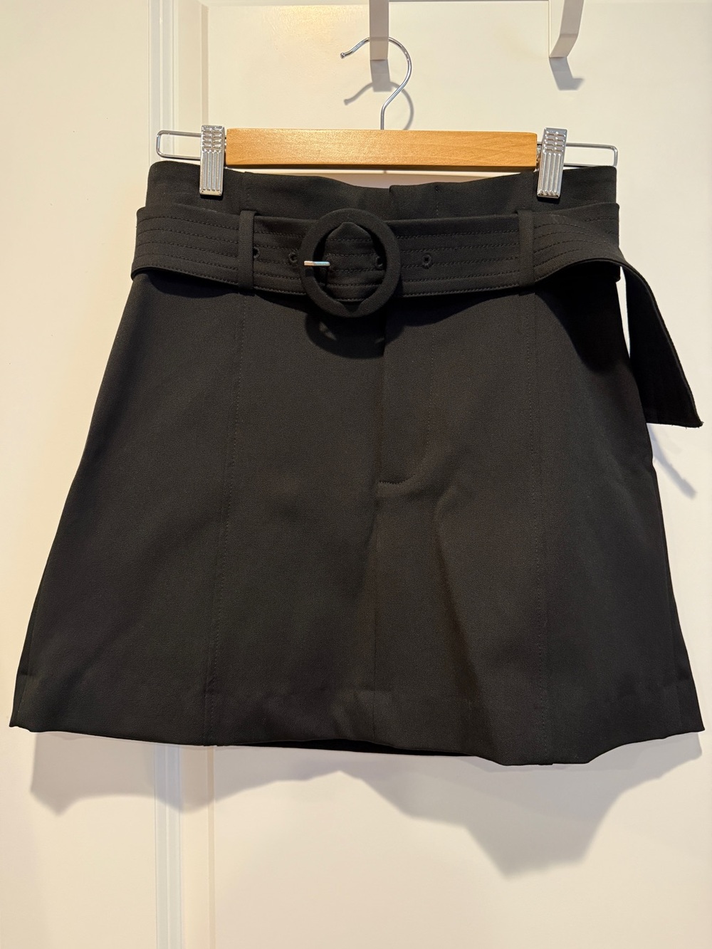 Zara Black Mini Skort with Round Buckle Belt
